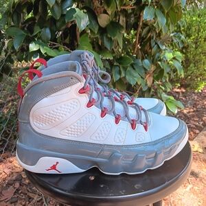 Jordan 9 Fire Red size 9.5
